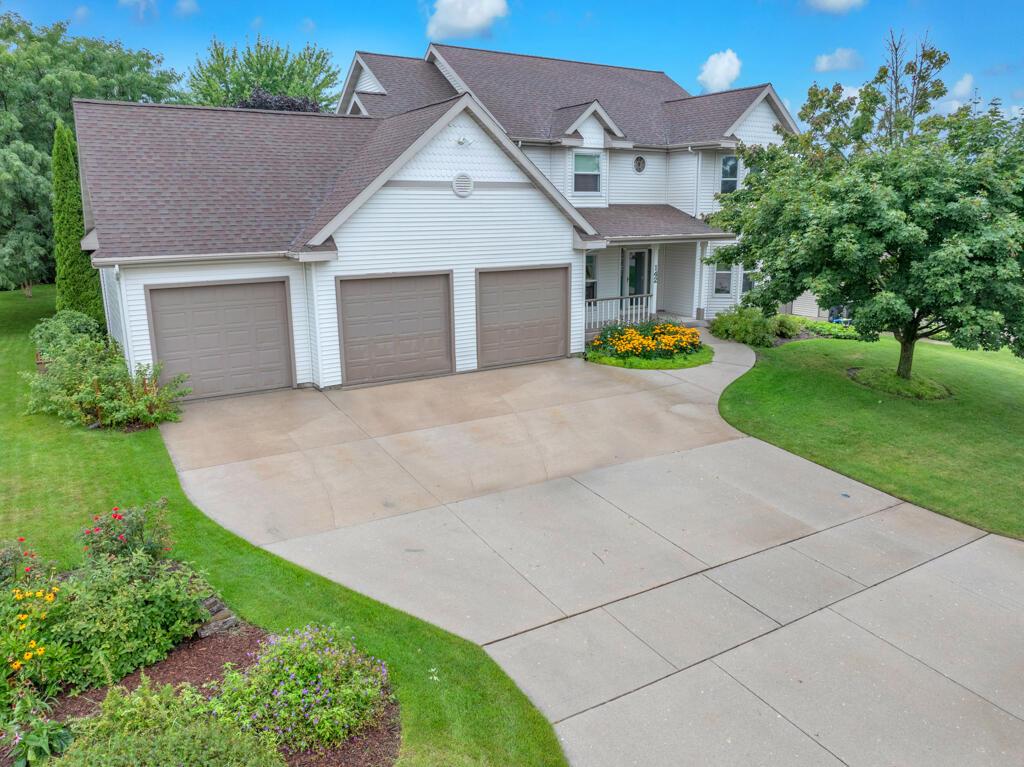 142 Maple Dr, Plymouth, WI 53073