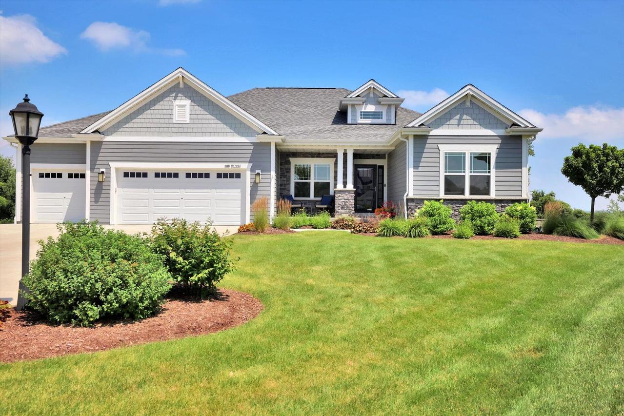 S88W17993 Edgewater Heights, Muskego, WI 53150