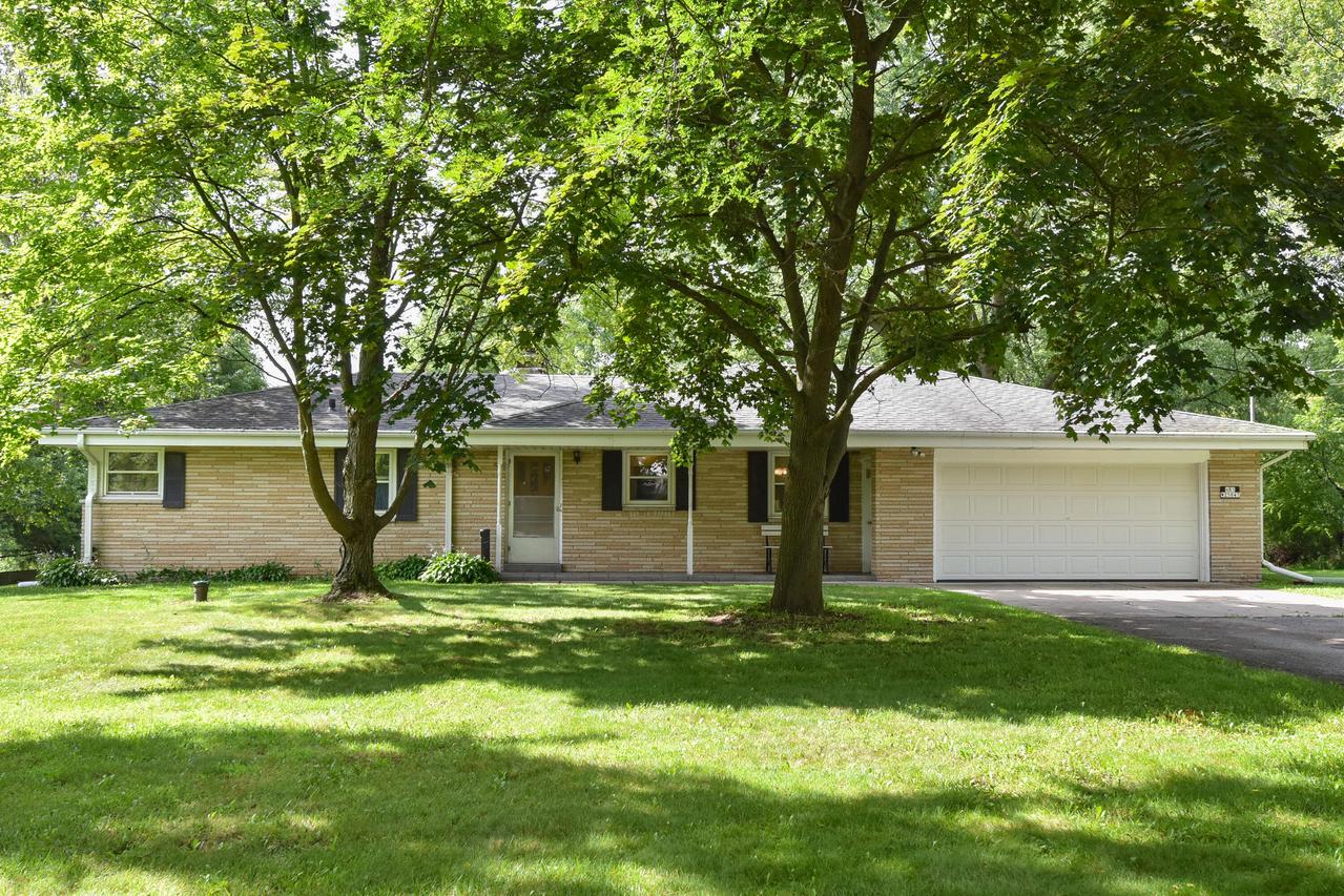 N55W25847 Richmond Rd, Lisbon, WI 53089