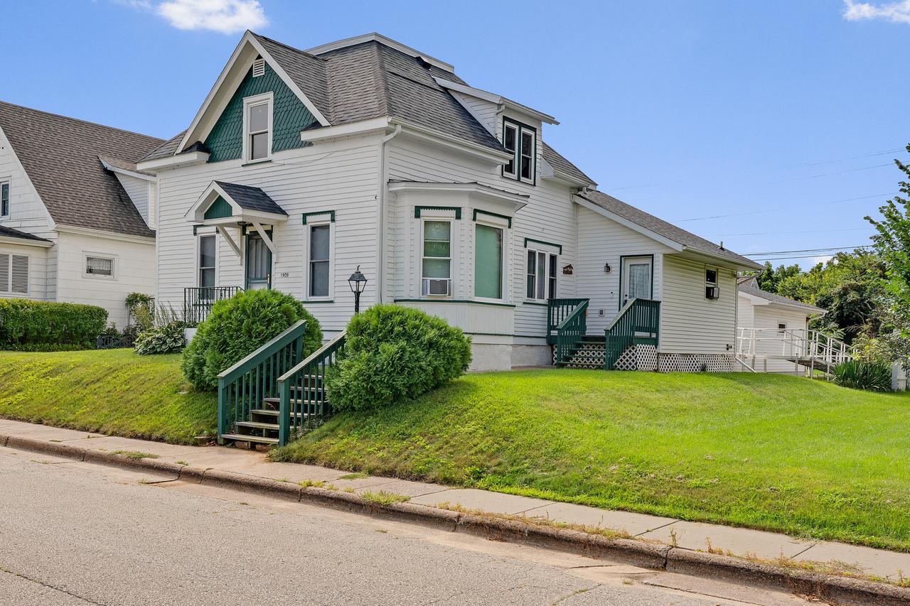 1509 Cardinal St, Bangor, WI 54614