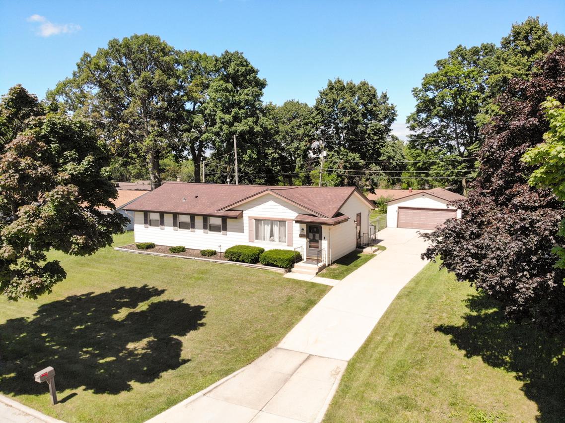 12012 W Florist Ave, Milwaukee, WI 53225