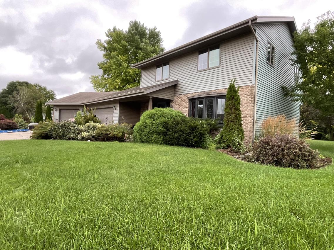 4771 Ridgeview Ave, Sheboygan, WI 53083