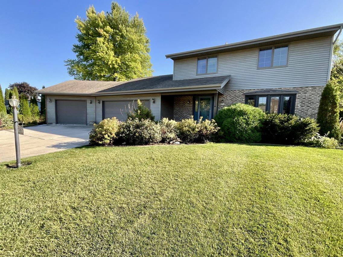 4771 Ridgeview Ave, Sheboygan, WI 53083