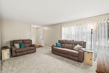 3530 Oakwood Dr, Racine, WI 53406