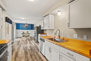 3530 Oakwood Dr, Racine, WI 53406