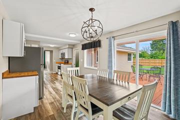 3530 Oakwood Dr, Racine, WI 53406