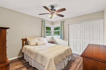 3530 Oakwood Dr, Racine, WI 53406