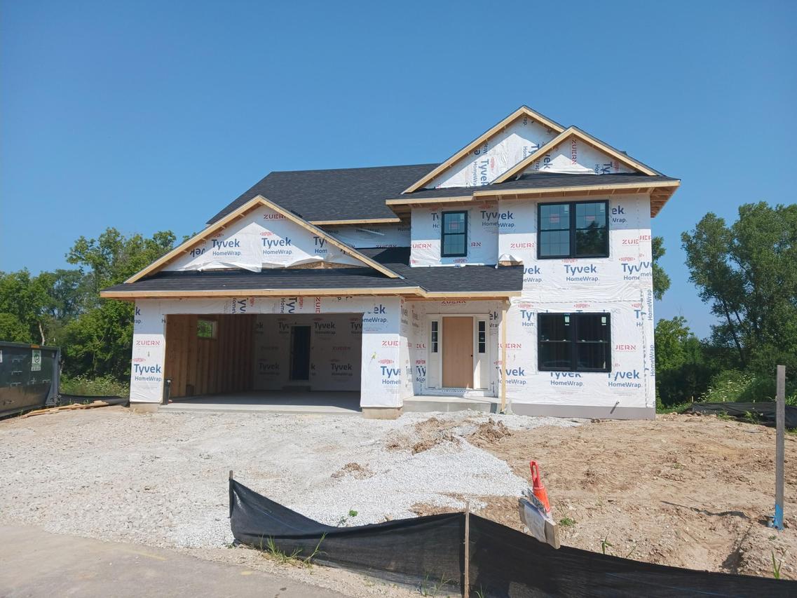 11388 W Tess Creek, Franklin, WI 53132