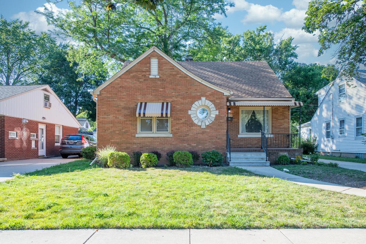 4212 Wilson Rd, Kenosha, WI 53142