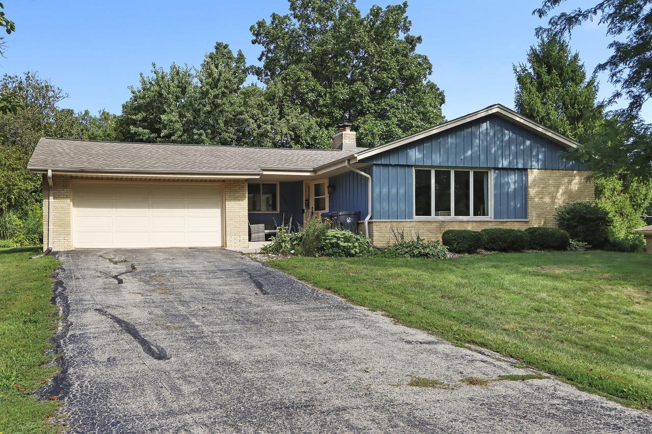 3335 Ascot Dr, Mount Pleasant, WI 53406