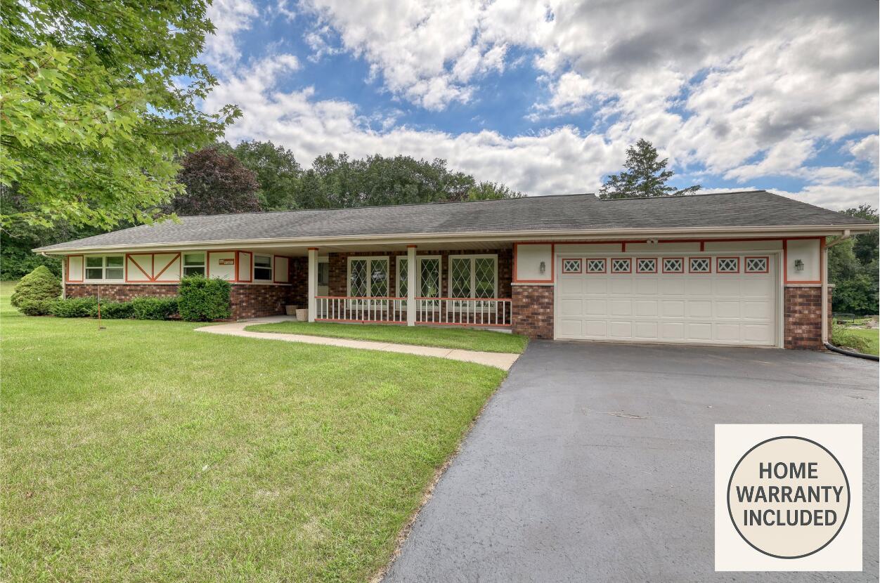 S13W31651 Glacier Pass, Delafield, WI 53018