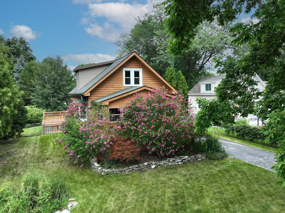 8608 W Harrison Ave, West Allis, WI 53227