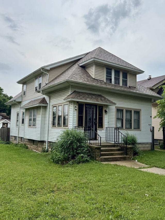 2824 N 54th St #A, Milwaukee, WI 53210