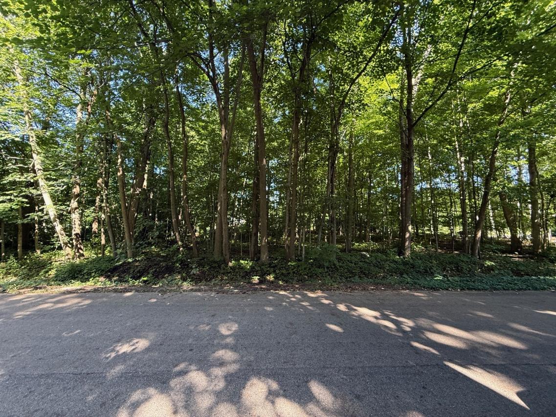 Lt2 Oakview Ave #CSM 7197, Germantown, WI 53022