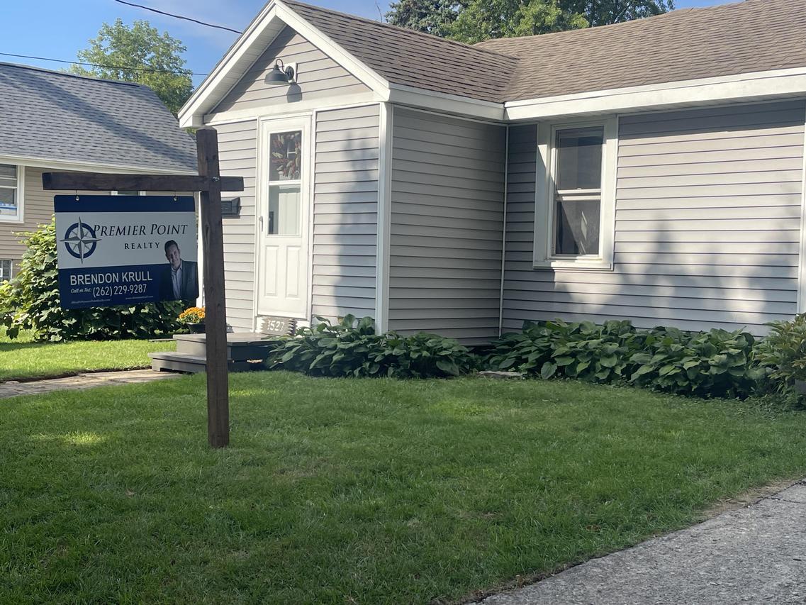 1527 N Hall Ave, Appleton, WI 54911