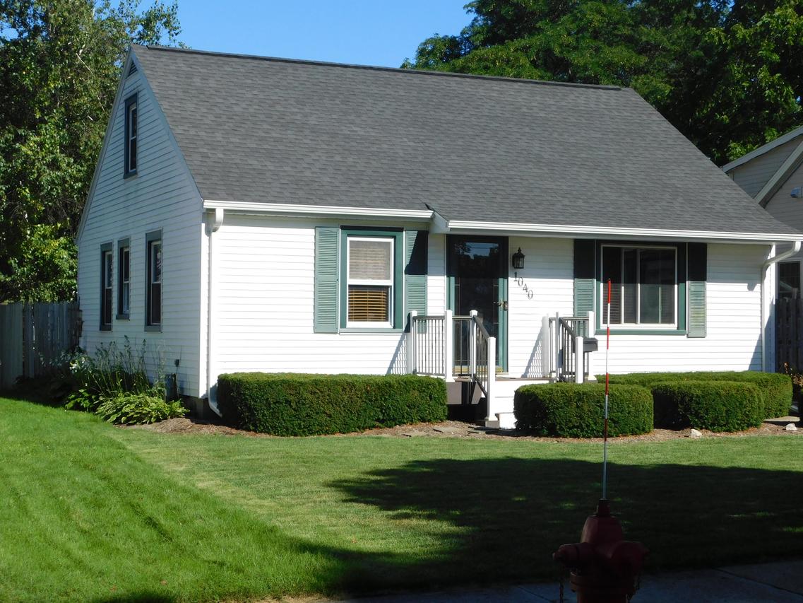 1040 8th Ave., Grafton, WI 53024