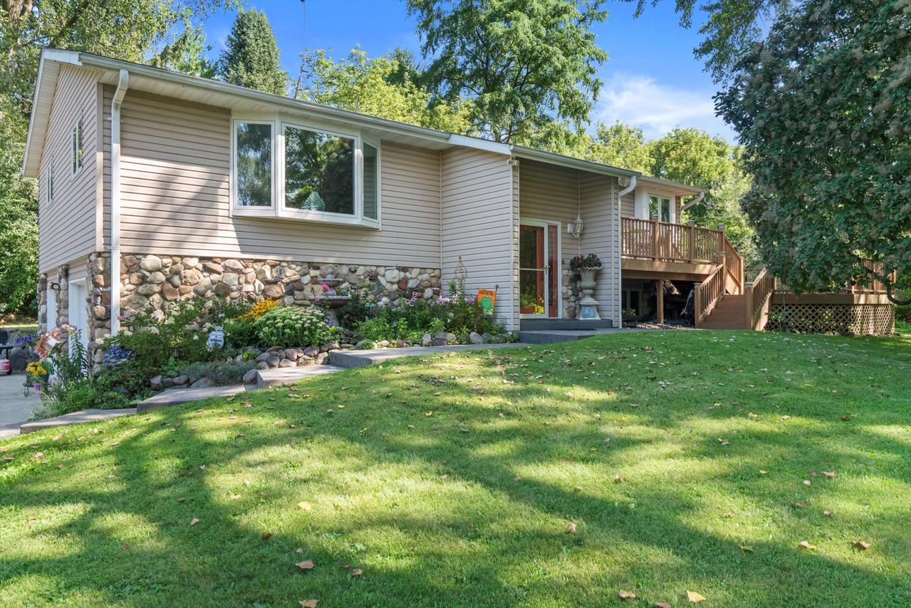 2116 Meghan Ln, Erin, WI 53027