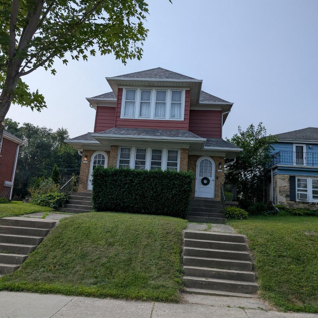 5321 W Wisconsin Ave #5323, Milwaukee, WI 53208