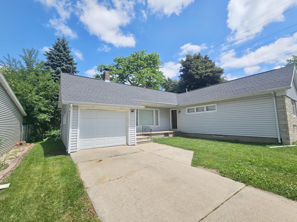 560 E Jackson St., Ripon, WI 54971