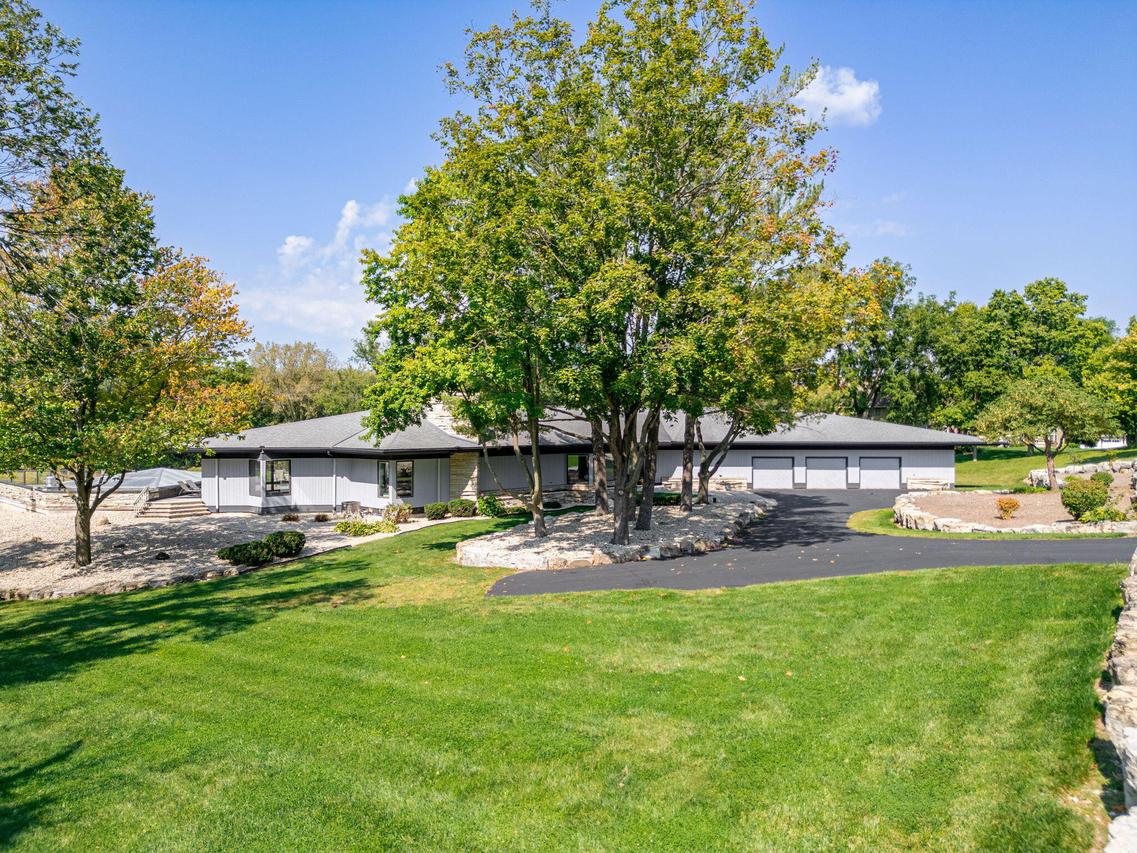 2337 N County Road F -, Janesville, WI 53545