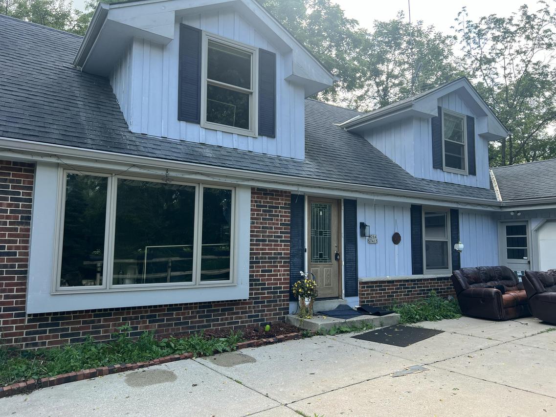 W264S7415 Mt Whitney Ave, Vernon, WI 53189