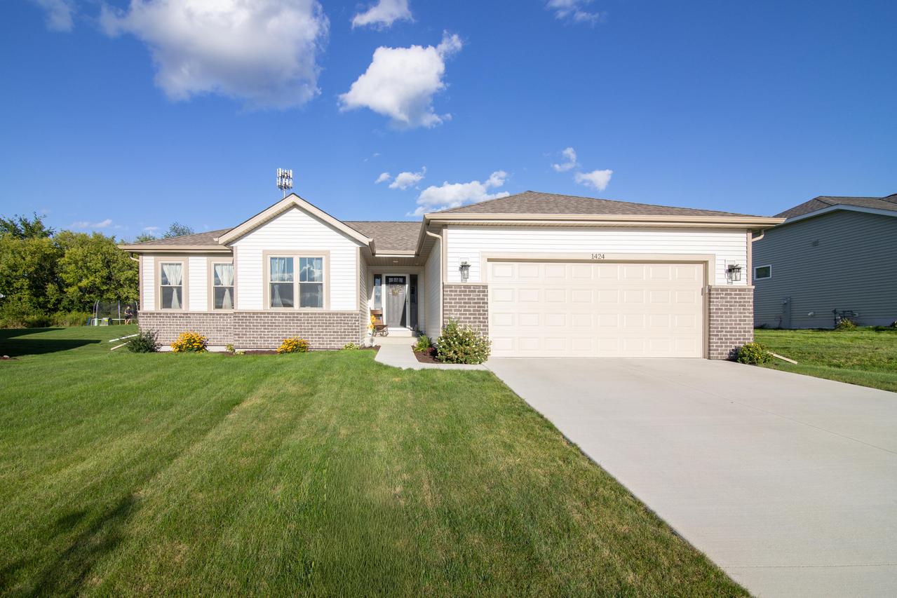1424 Tyranena Ter, Lake Mills, WI 53551