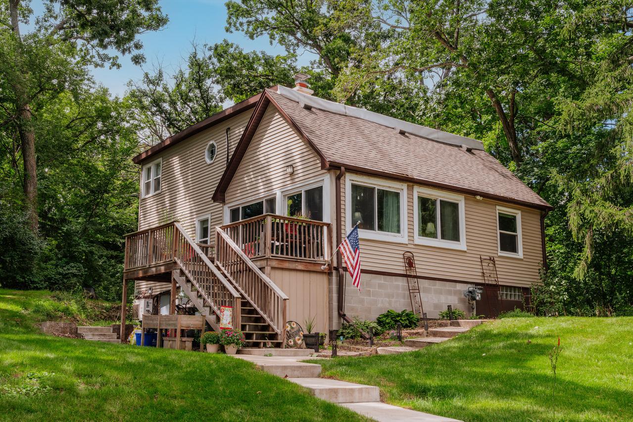 34115 Grand Blvd, Burlington, WI 53105