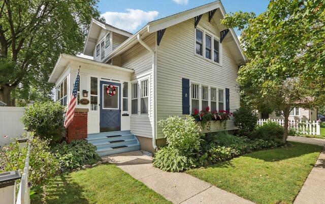 1116 Dodge St, Lake Geneva, WI 53147