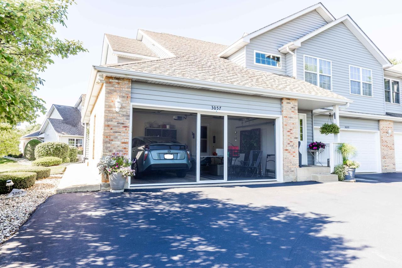 3057 24th St., Kenosha, WI 53144