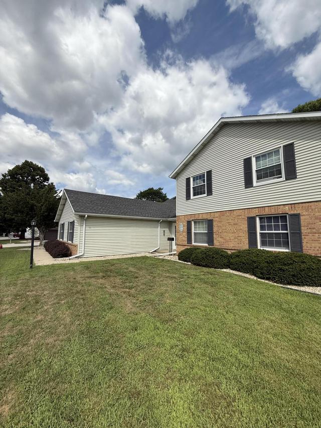 8037 41st Ave #29C, Kenosha, WI 53142