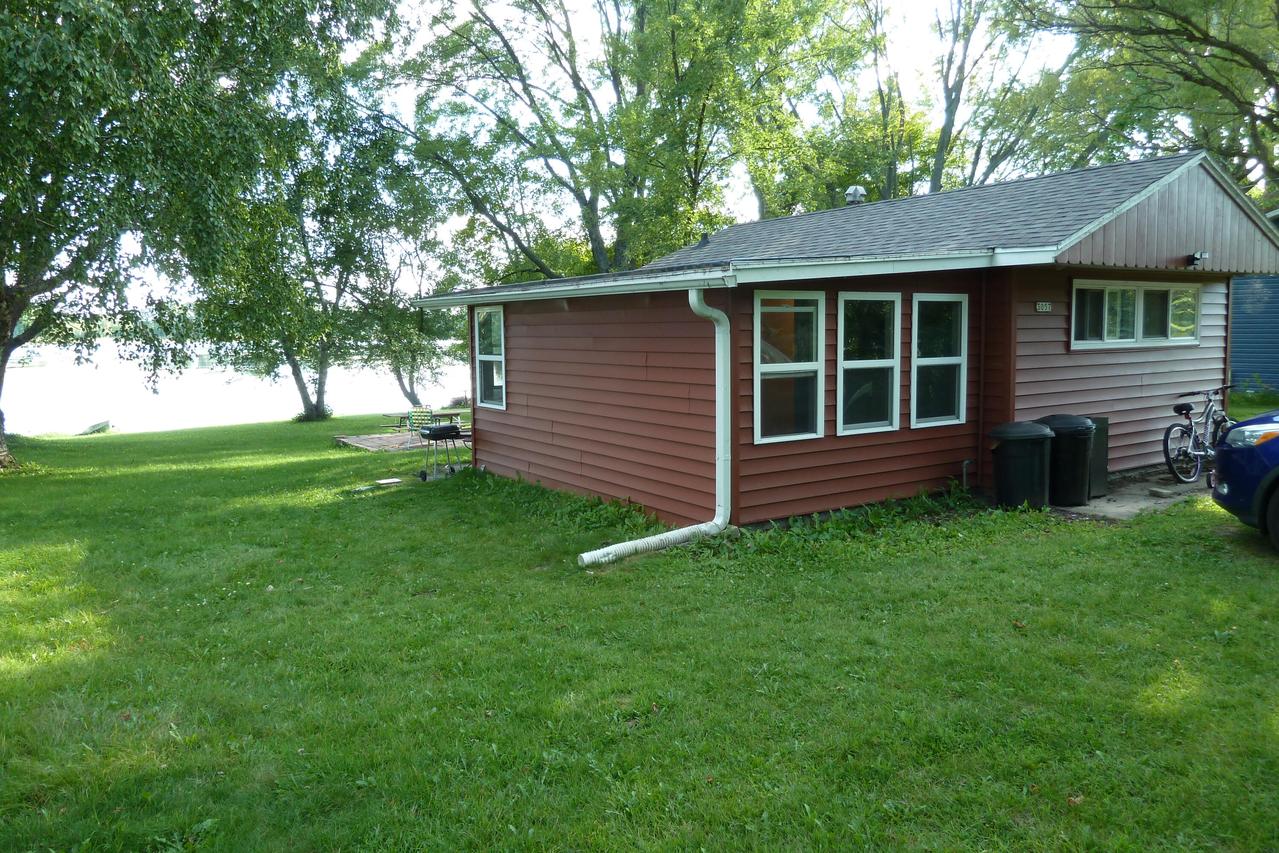 3057 Smith Lake, Barton, WI 53090
