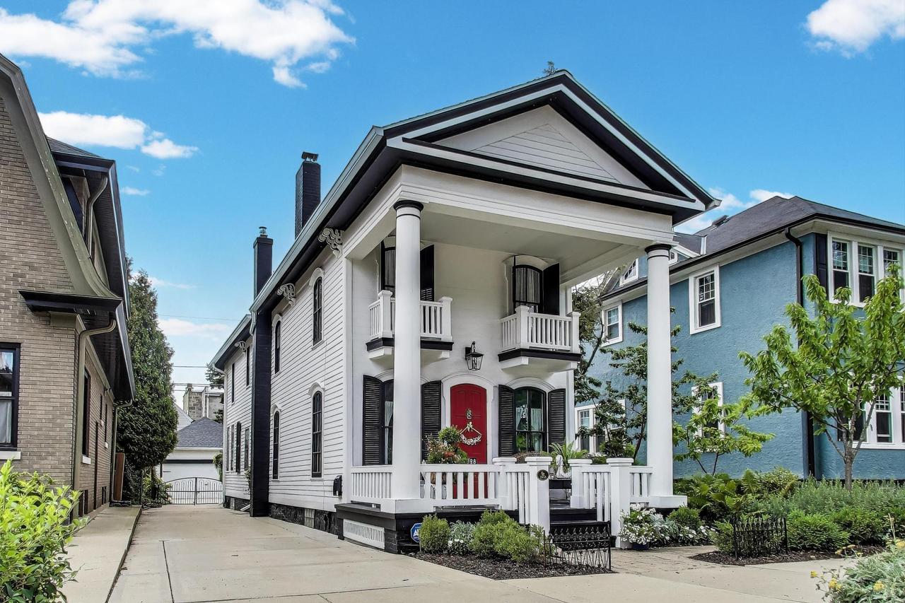 1228 Main St, Racine, WI 53403