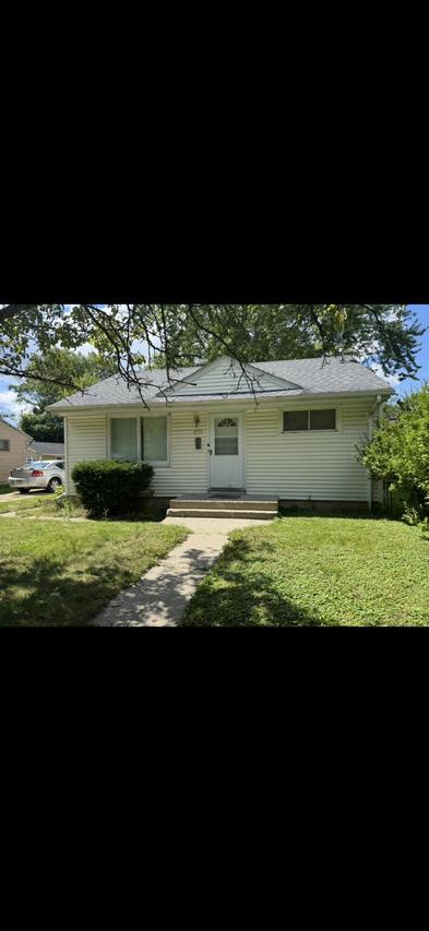 5731 N 62nd St, Milwaukee, WI 53218