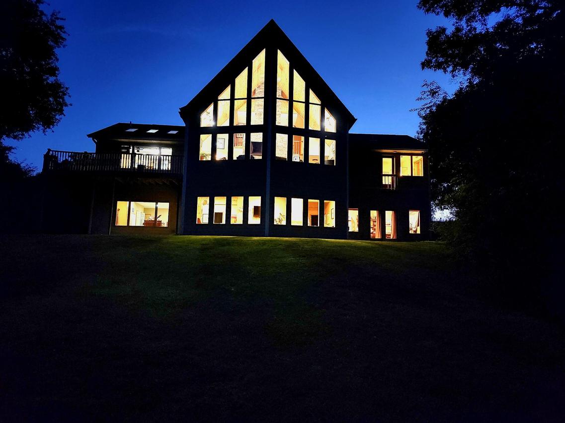 N7182 Mccabe Rd, Sugar Creek, WI 53121