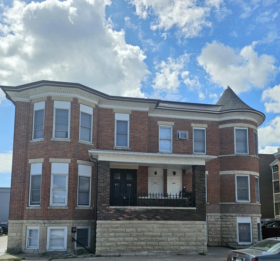 614 King St, La Crosse, WI 54601