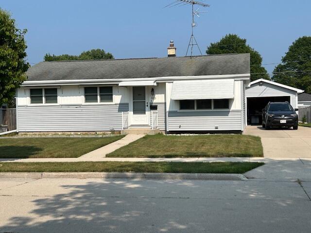 3003 S 21st St, Sheboygan, WI 53081