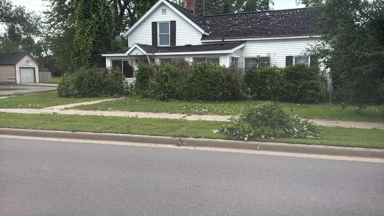 501 N Main St, Necedah, WI 54646