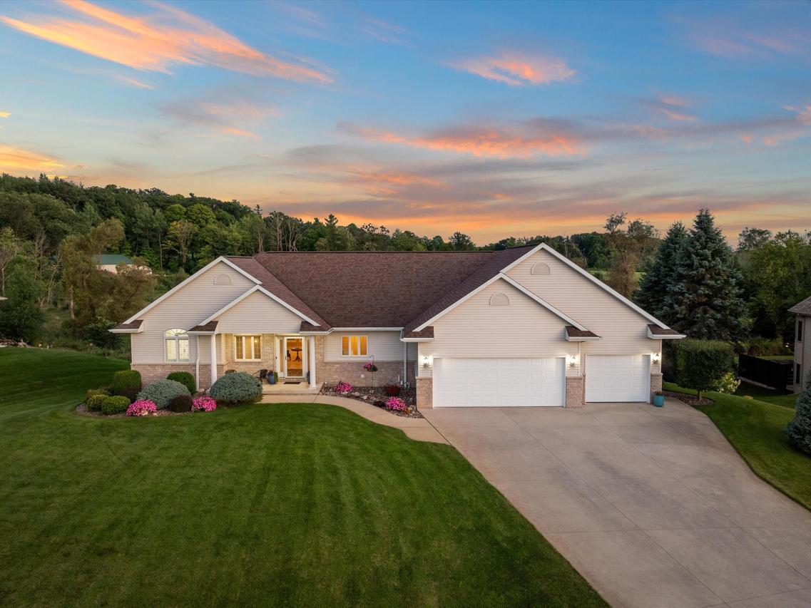 14019 Autumn Ridge, Liberty, WI 54245