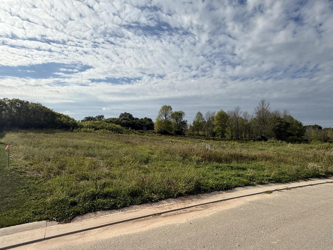 3201 Sandy Ridge, Two Rivers, WI 54241
