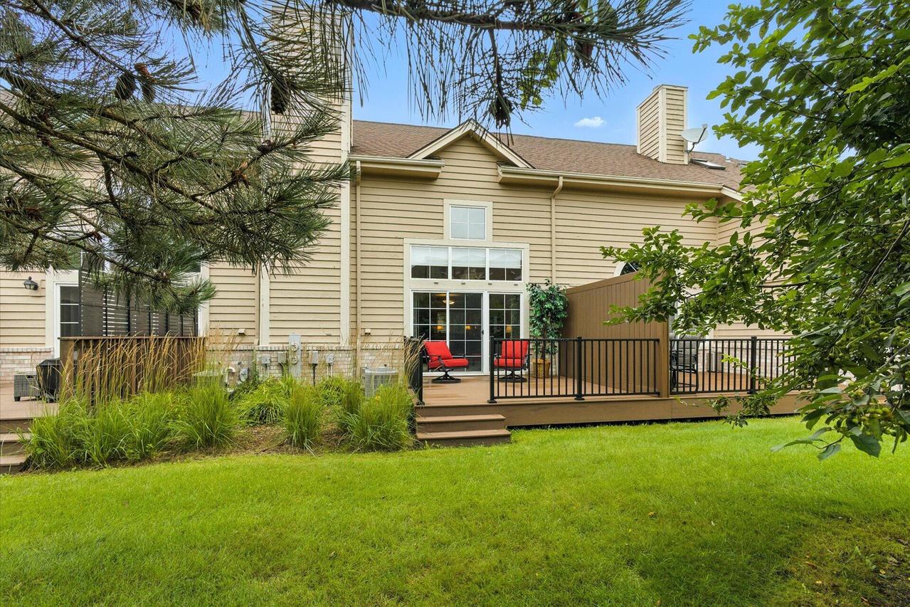 2975 River Birch Dr #C, Brookfield, WI 53045