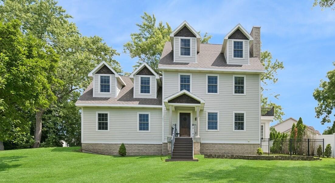 145 West St, Lake Geneva, WI 53147