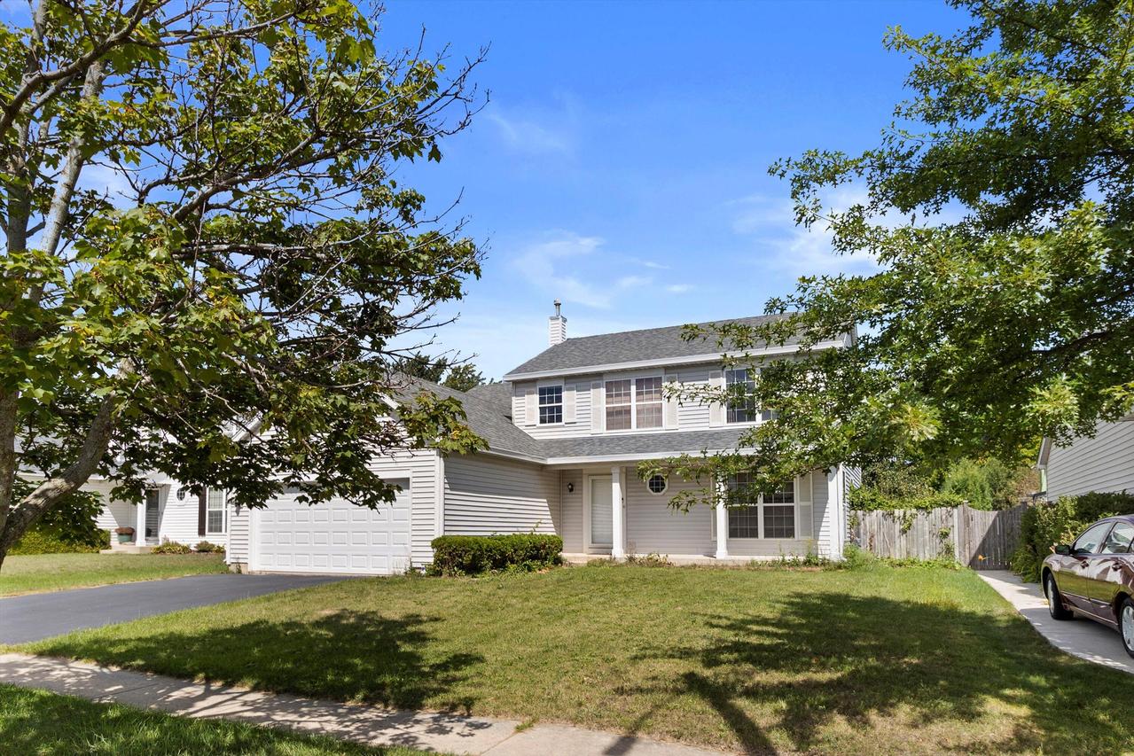 9442 73rd St, Kenosha, WI 53142
