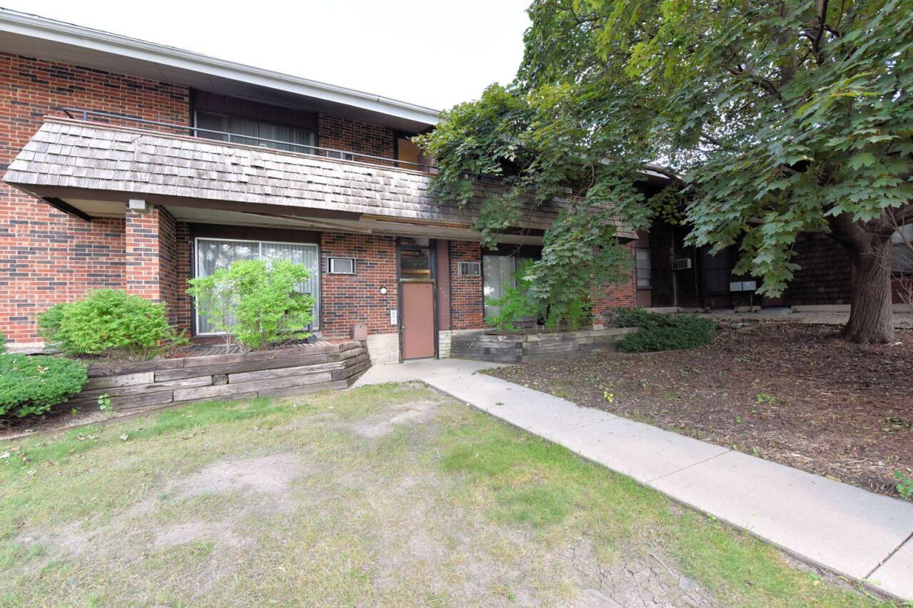 7640 W Leon Ter #A, Milwaukee, WI 53218