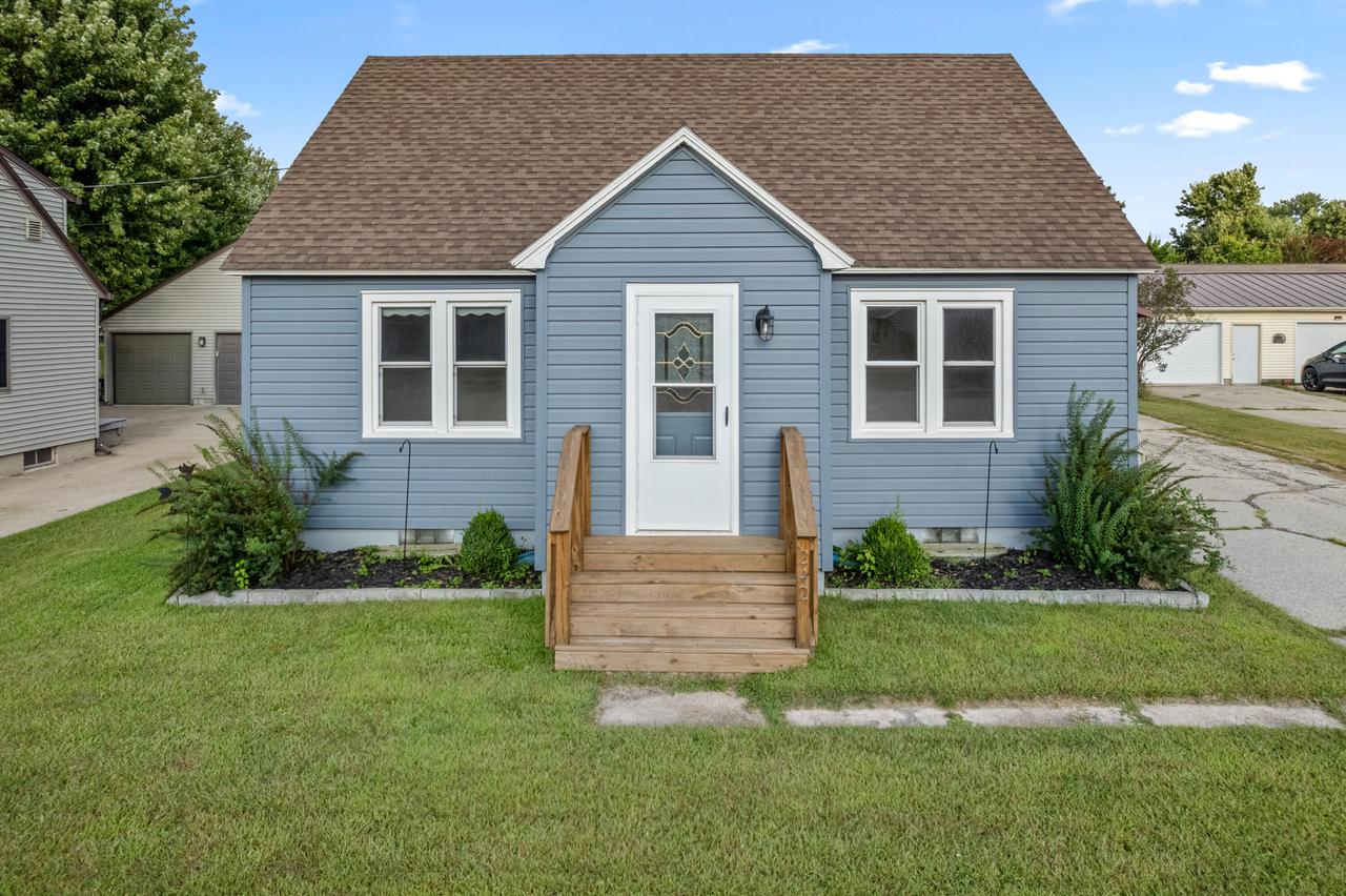 242 N Main St, Stoddard, WI 54658