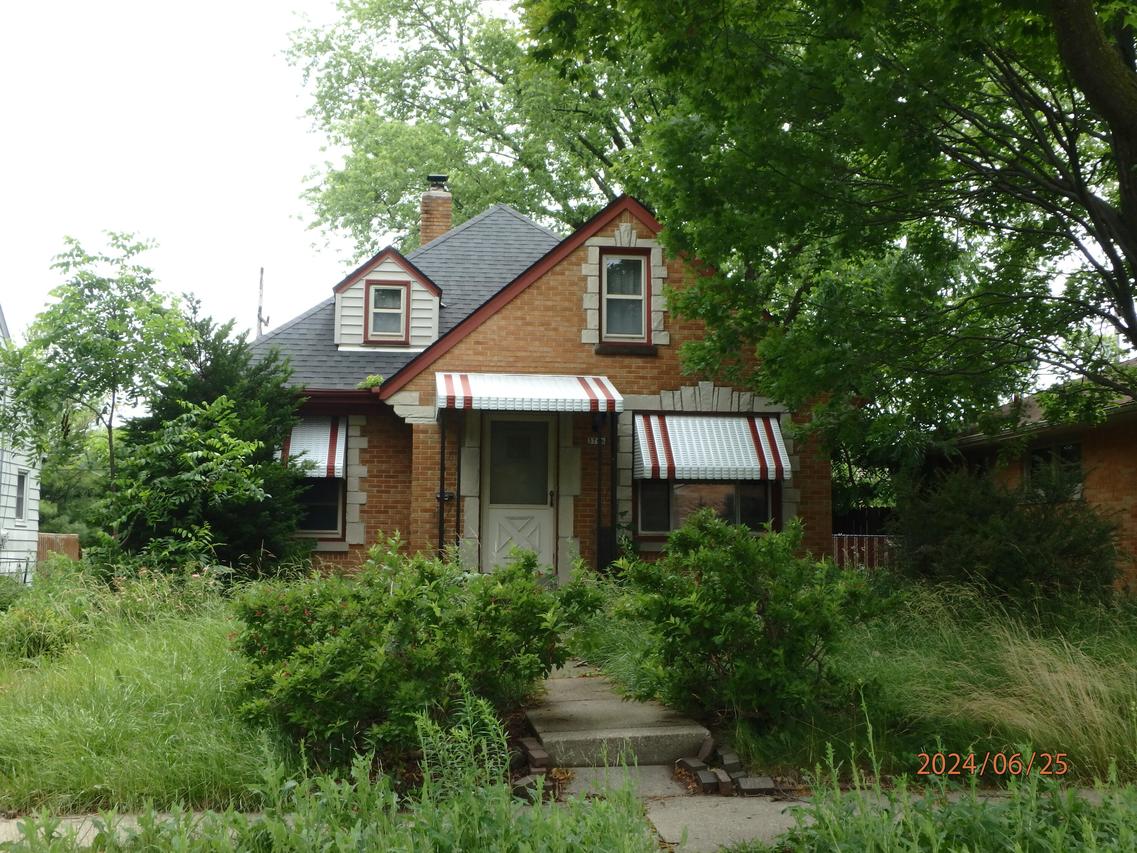 3766 N 77th St, Milwaukee, WI 53222