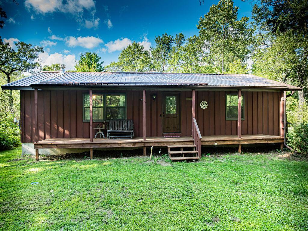 11660 Camp Ave., New Lyme, WI 54656