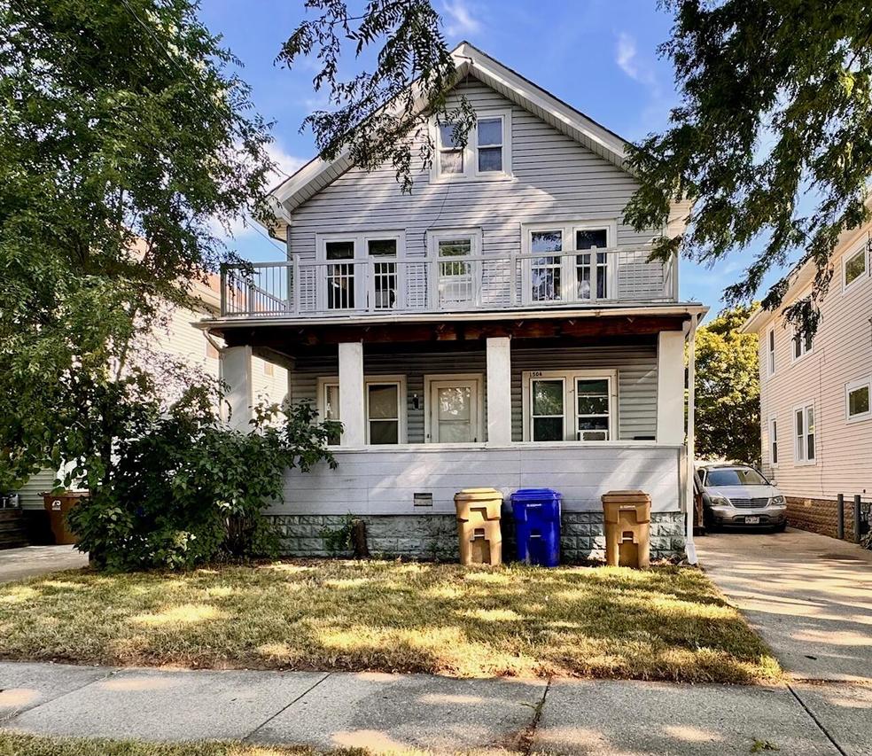 1506 68th St, Kenosha, WI 53143