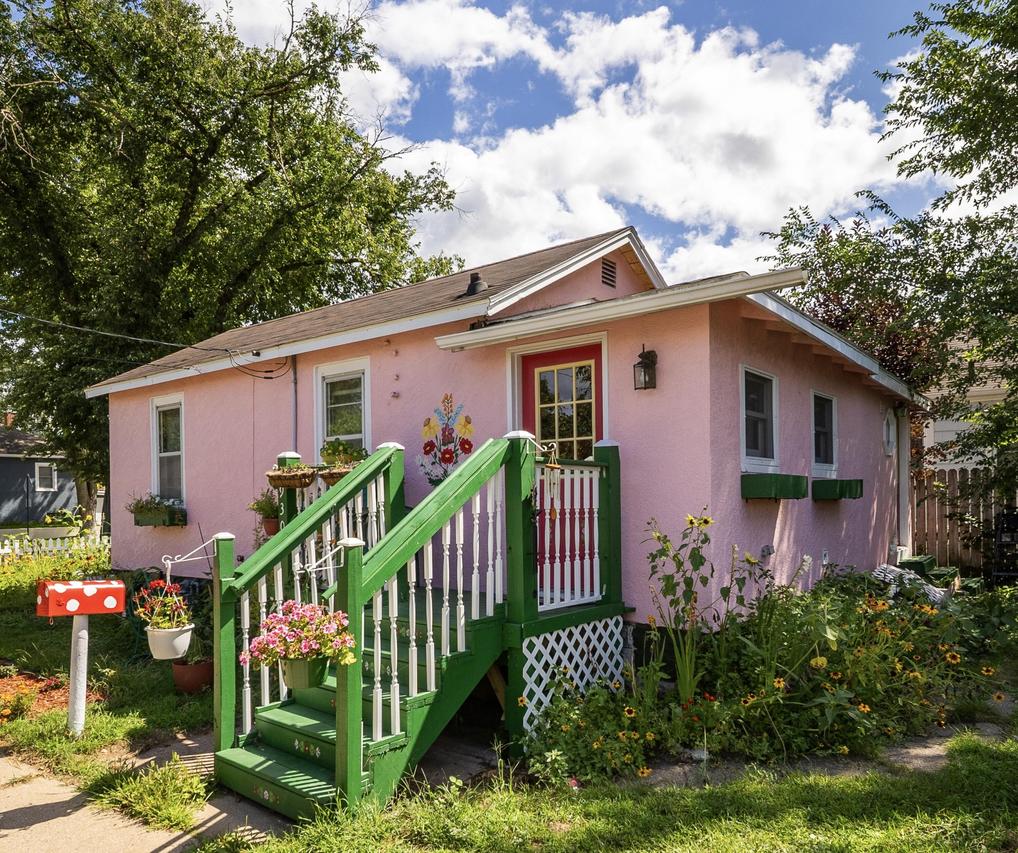1930 Adams St, La Crosse, WI 54601