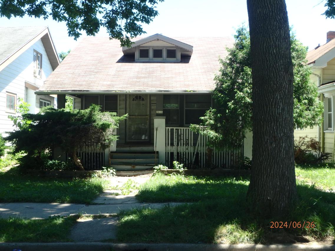 3616 N 16th St, Milwaukee, WI 53206