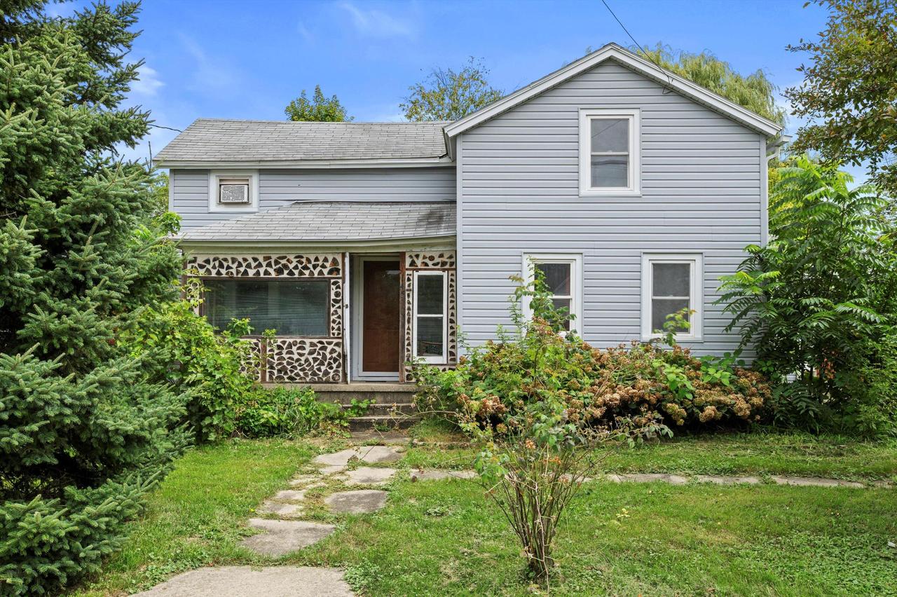 145 Sharon St, Darien, WI 53114